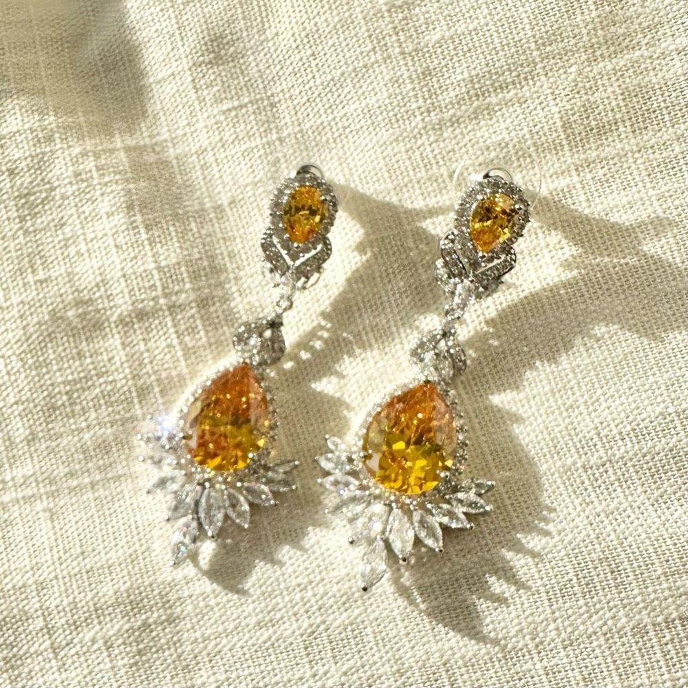 Super sparkly Cubic zirconia double pear cut earrings
